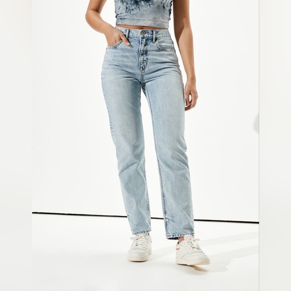 American Eagle 90s Boyfriend Jeans Straight Leg Size 00 High Rise 100% Cotton - Picture 1 of 12